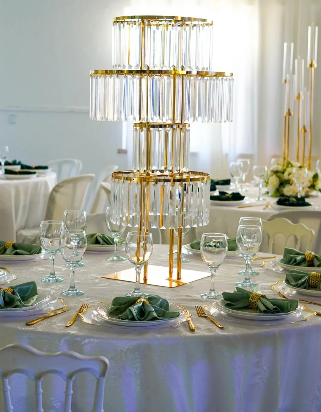 Centro de mesa em cristal e dourado